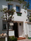3 bed house to rent in Torrox Costa - click for details